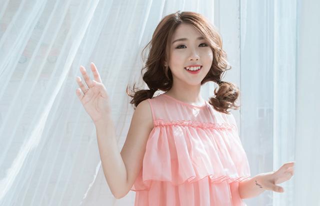 合コンでも数合わせのような服装