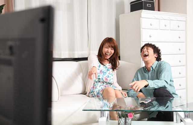 恋人に対して暴力的な人
