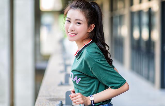 口が小さめ