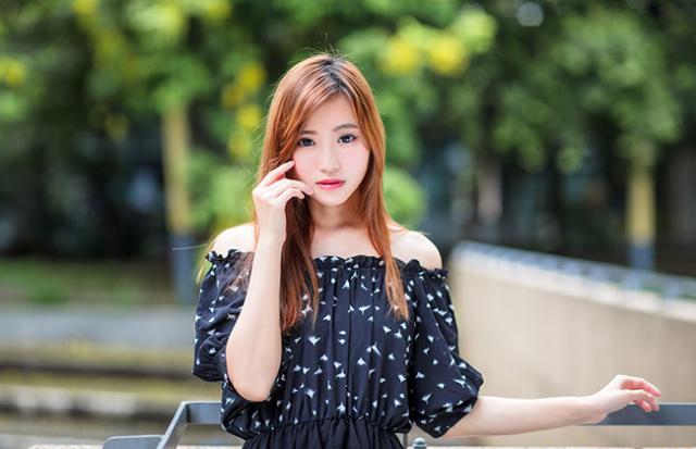 真面目な人がよく着る